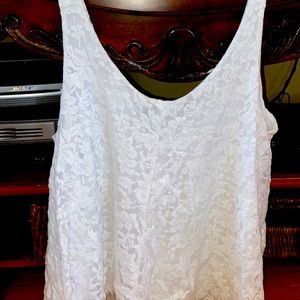 White lace AE tank top